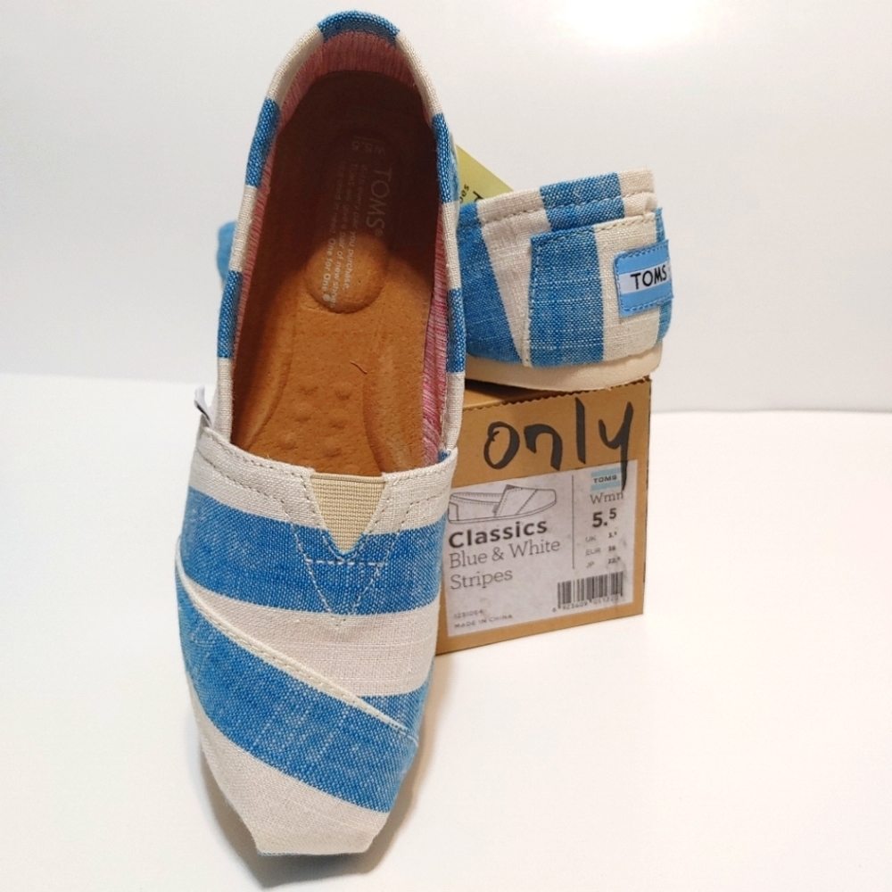 🆕 TOMS Blue & White Stripes